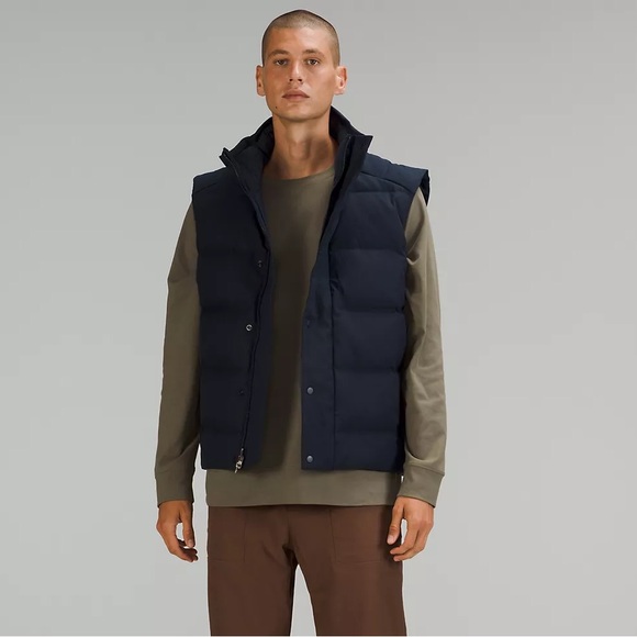 Men’s Lululenon Wunder Puff Vest Tech Canvas - Picture 1 of 1